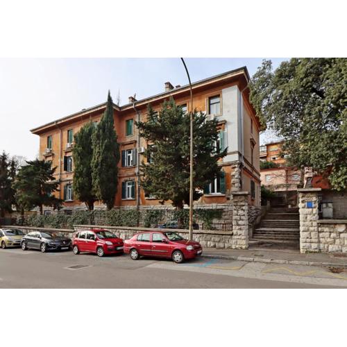 Apartments with WiFi Rijeka - 23155