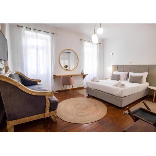 Apeiron Acropolis Suites
