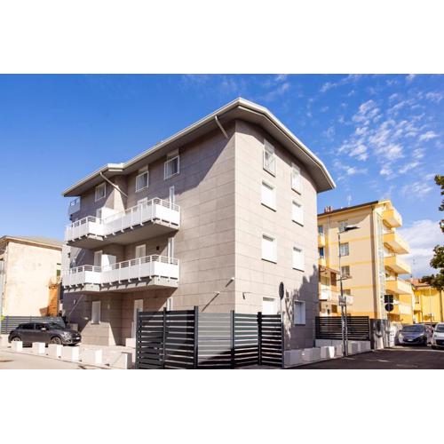 Apho Apartment Hotel