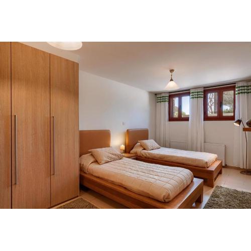 Aphrodite Hills Superior Villas Superior Villa 0336 Air Conditioning 4 Bedrooms Paphos