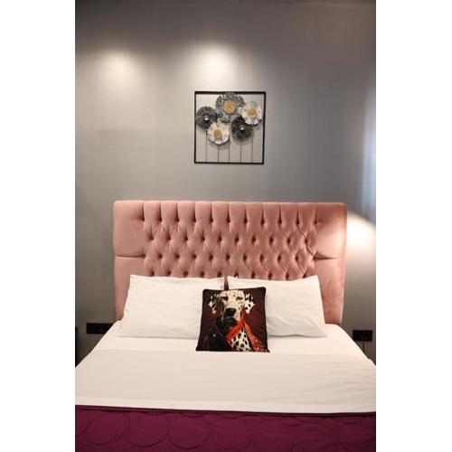 Aphrodite Suite Korai by Zeussuites