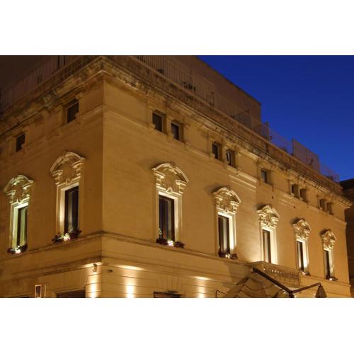 Apollo Suites