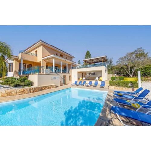 Apollon Zeus Villa