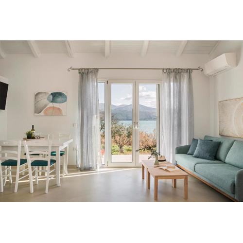 Apollonides Seafront Villa 2 Melete