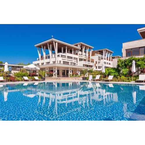 Apolonia Resort