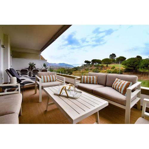 Appart de standing Piscine Superbe vue golf