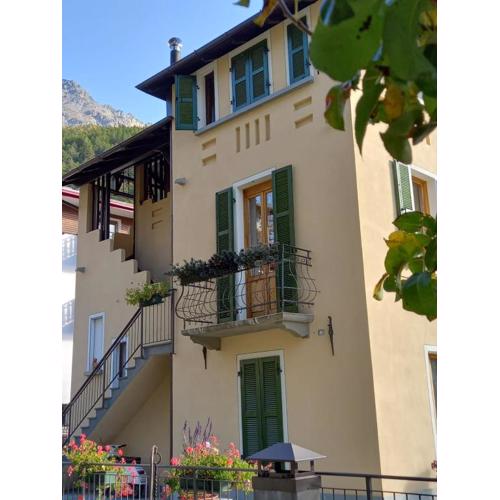 Appartamenti Via Monte Braulio 19