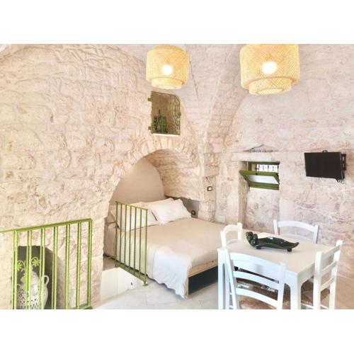 Appartamento autentico con letto ricavato da antico forno in pietra - Ostuni