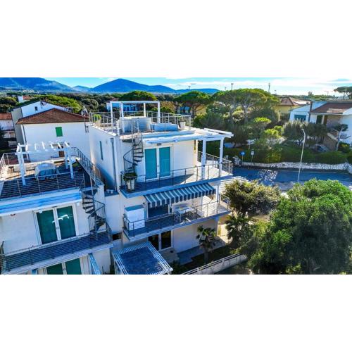 APPARTAMENTO AZZURRO FRONTE MARE