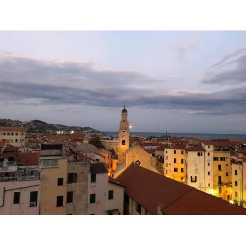 Appartamento Bellavista con parking privato, a un passo dal Teatro Ariston