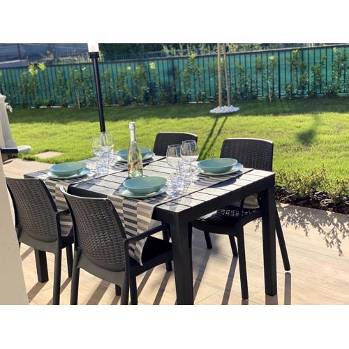 Appartamento con Giardino indipendente 250 mt dal mare