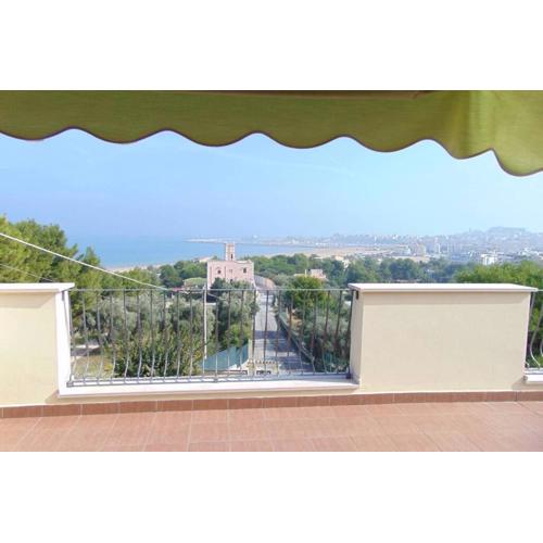 Appartamento con Terrazza Vista Mare a Vieste