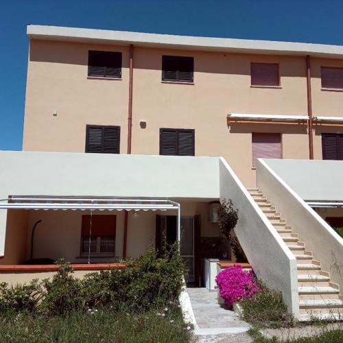 Appartamento con veranda e giardino a 75 m dal mare