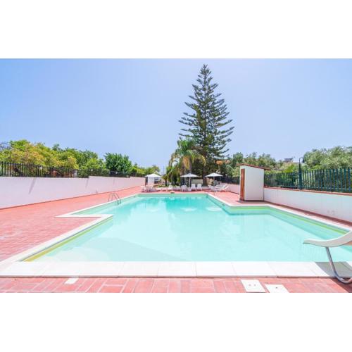 Appartamento con vista piscina