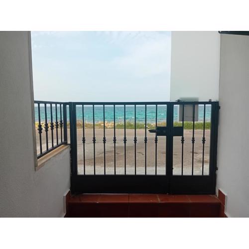 Appartamento fronte mare in via fiume