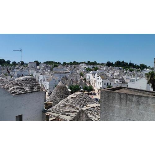 Appartamento in palazzina storica / Oberdan Suites