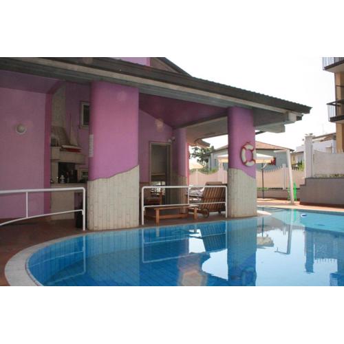 Appartamento Luxury con piscina, terrazze vista lago e parcheggio