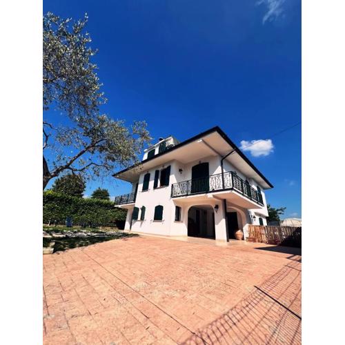 Appartamento mansardato con vista lago