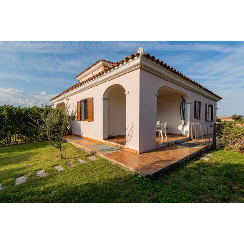 Appartamento Residenziale trilocale 6 posti letto via Sardegna San Teodoro