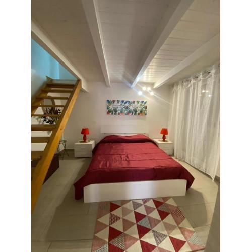 Appartamento Rosso Marsala 9