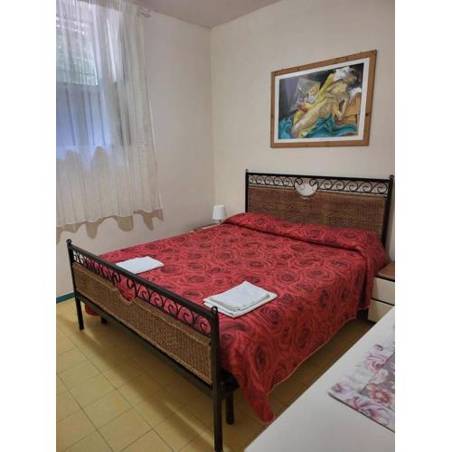 Appartamento seminterrato Serapo 50 mt dal Mare