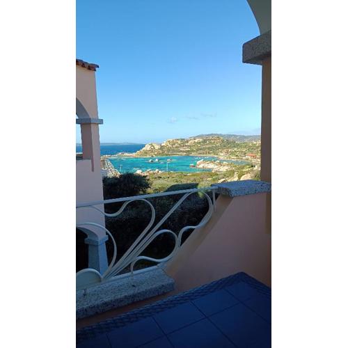Appartamento vista mare Punta Tegge