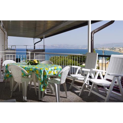 Appartamento vista mare