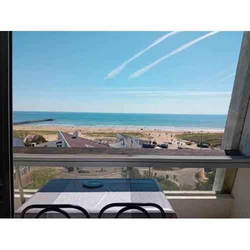 Appartement 2 chambres avec parking à St Jean de Monts, accès direct plage - FR-1-652-45