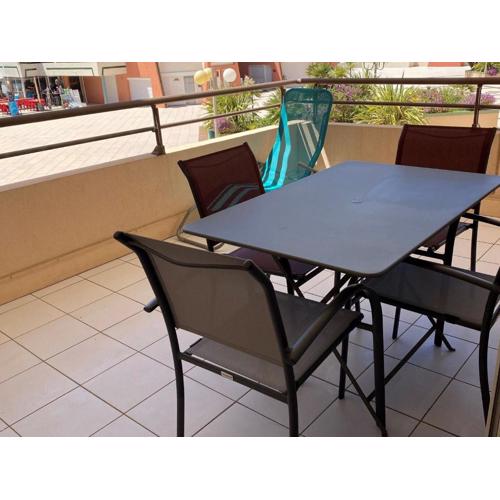 Appartement 2 Pièces à Sète avec Terrasse, Piscine et Parking à 100m de la Plage - FR-1-472A-186
