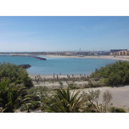 Appartement 2 pièces cabine, 6 pers, terrace face plage à Sète, 2 étoiles, Clévacances 2 clés - FR-1-472A-223