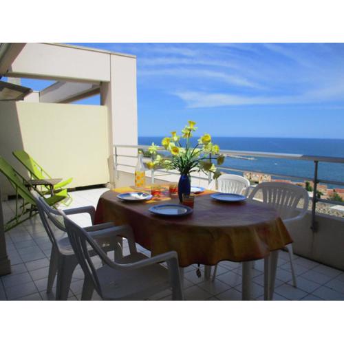 Appartement 2 Pièces Cabine, Terrasse Vue Mer & Parking Privé - FR-1-472A-214