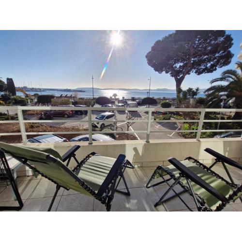Appartement 2 pièces climatisé centre Sainte-Maxime avec parking et balcon - FR-1-780-70