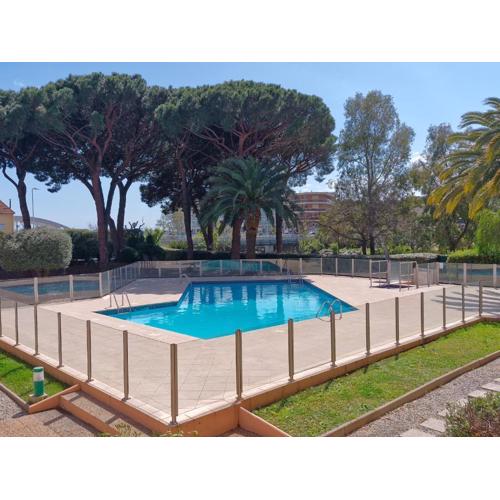 Appartement 2 pièces climatisé, piscine, centre-ville, parking privé, animal accepté, Sainte-Maxime - FR-1-780-18