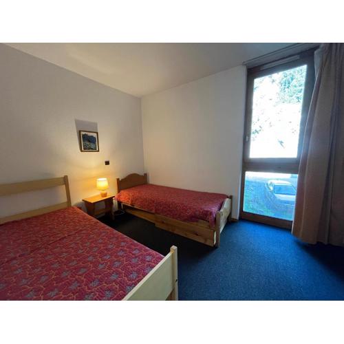 Appartement 2 pièces · Cœur de station · Balcon - FR-1-181-2214