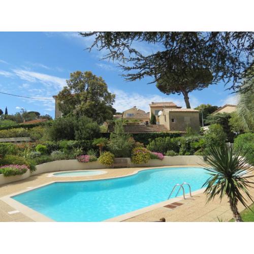 Appartement 2P climatisé avec parking, piscine, proche plages et commerces à Sainte-Maxime - FR-1-780-63