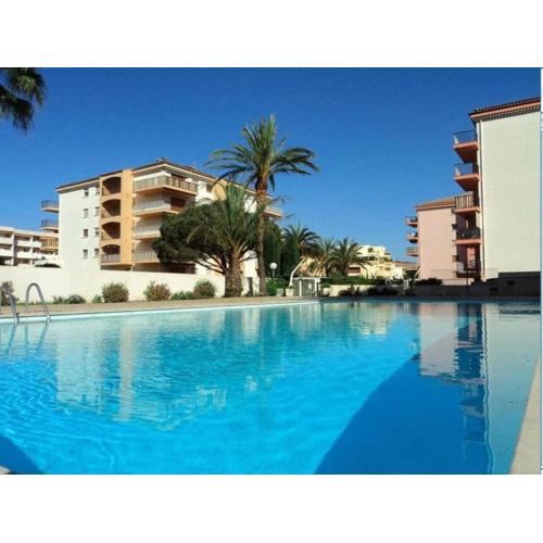 Appartement 2P climatisé avec WIFI, piscine, parking privé, proche plages et centre Sainte-Maxime - FR-1-780-1