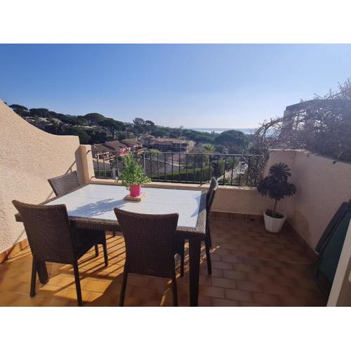 Appartement 3 pièces avec balcon et accès plage à Sainte-Maxime - FR-1-780-55