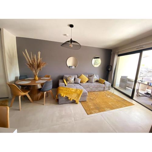 Appartement 4 personnes - Grande terrasse - Proche du Port - Porto-Vecchio