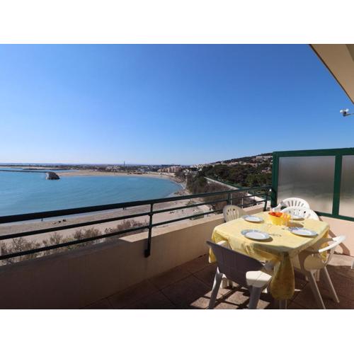 Appartement 40m² avec terrasse et 2 chambres à 4, face à la plage du Lazaret - FR-1-472A-157