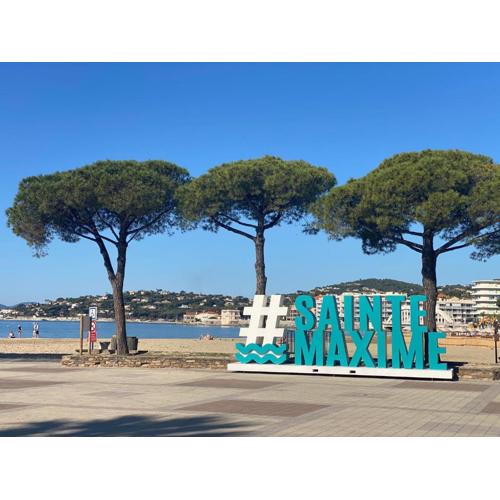 Appartement avec piscine, vue golf à sainte Maxime