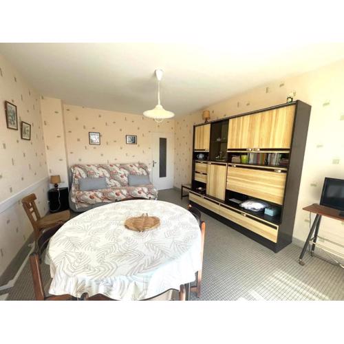 Appartement calme à Saint-Jean-de-Monts, 150m plage, balcon exposé Sud/Ouest, parking privé - FR-1-323-305