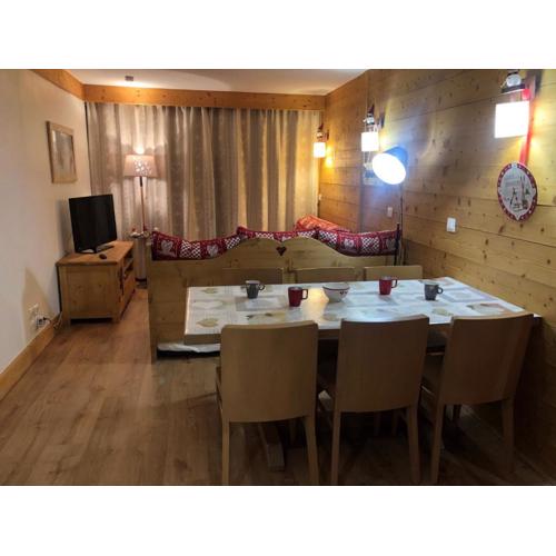 Appartement chaleureux 7 pers · Accès direct aux pistes · Casier à skis · 2 salles de bain - FR-1-181-2020