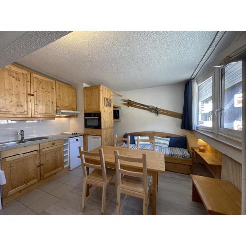 Appartement classique 2 pièces pour 4 personnes aux Menuires - FR-1-452-233