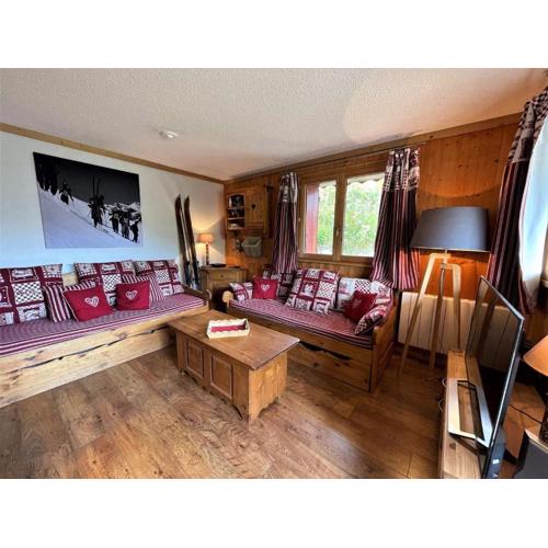 Appartement confort 7 pers, pistes, Sud-Ouest, WIFI, casier à skis, 3 ch, 2 sdb - FR-1-452-384