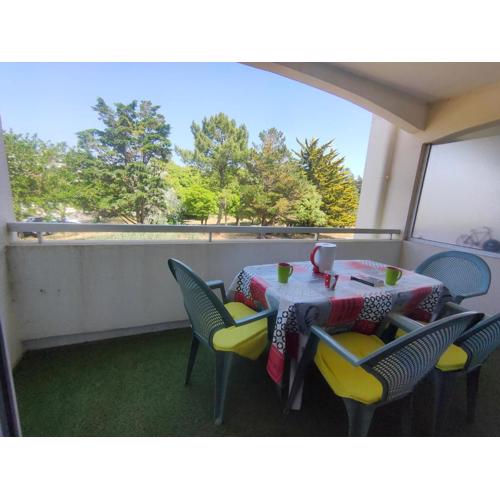 Appartement Confortable à Saint Jean de Monts - Plage, Balcon, Parking, Wifi Gratuit - FR-1-323-454
