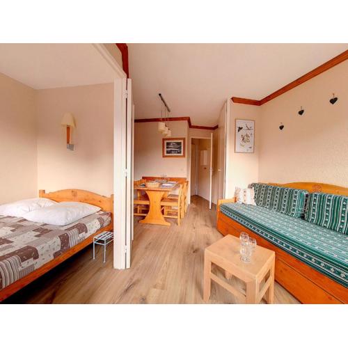 Appartement cosy 2 pièces - Proche pistes et commerces - Balcon Sud/Est - Parking gratuit - FR-1-344-973