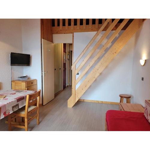 Appartement cosy près des pistes avec balcon et TV - FR-1-181-2832