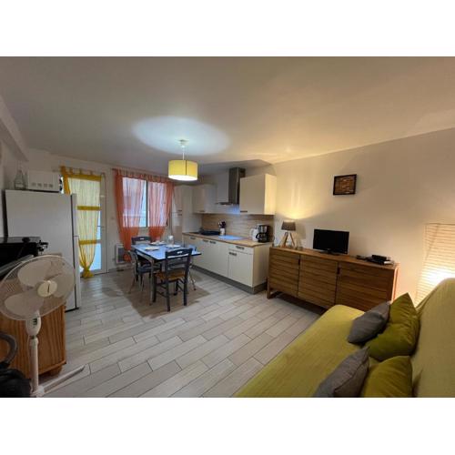 Appartement cosy Sète, 2 pièces, 4 pers, rez-de-chaussée, WIFI, animaux admis - FR-1-338-599