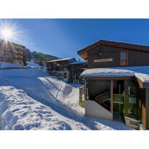 Appartement cozy, accès pistes, balcon, rénové, 5 pers, bien-être, animaux admis, parking gratuit - FR-1-181-1959