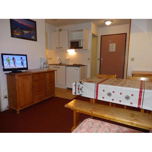 Appartement économique 2 pièces, 4 pers, ski aux pieds, wifi aux Menuires - FR-1-178-94